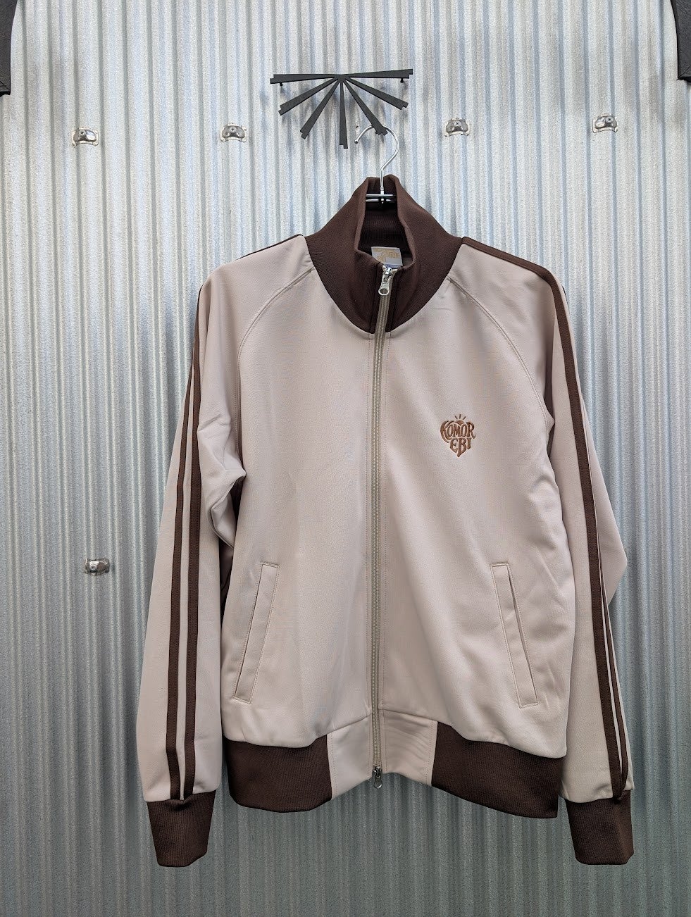 限定商品】木漏れ日トラックジャケット ベージュ×ブラウン（一周年限定